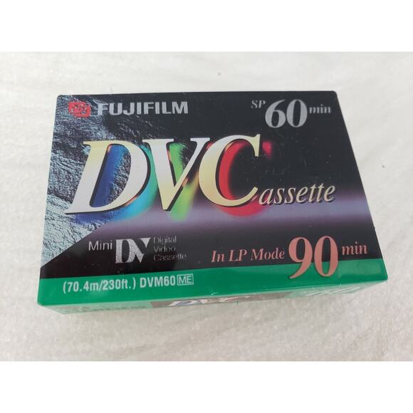 NEW FUJIFILM DVC Mini DV SP 60min LP‎ 90min DVM60 Digital Video Cassette - Picture 1 of 3